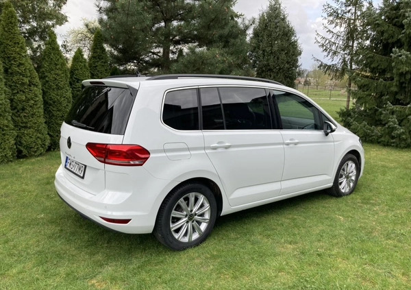 Volkswagen Touran cena 129800 przebieg: 24600, rok produkcji 2023 z Wschowa małe 781